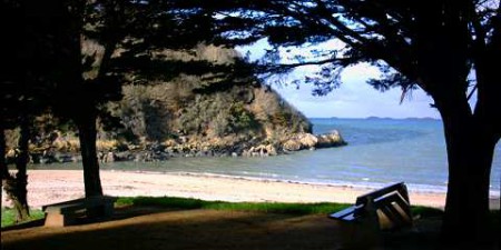 plage des 4 VAULX